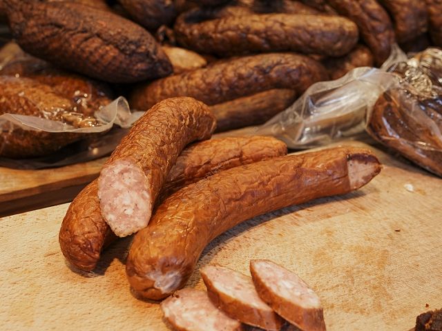 Zrób to sam - wiejski stół na przyjęcie 